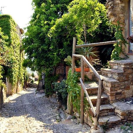 Albero Maestro On Bussana Seaside Διαμέρισμα Σαν Ρέμο Εξωτερικό φωτογραφία